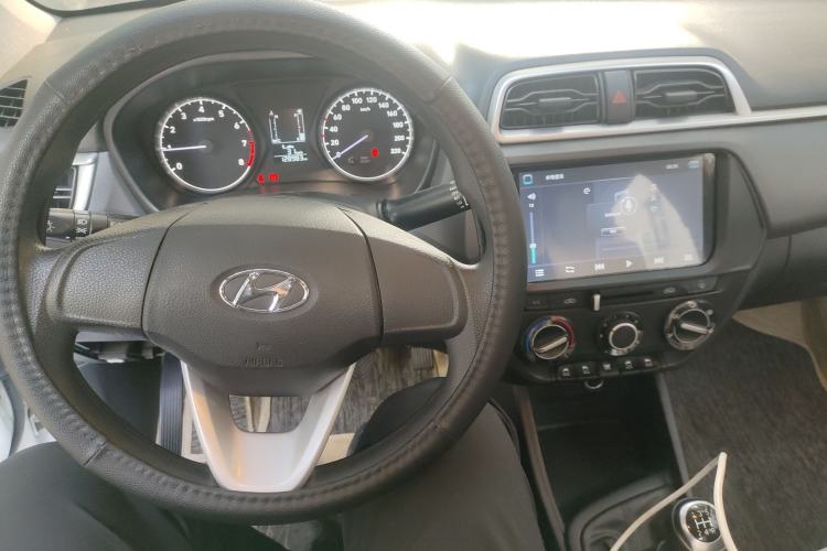 Used Hyundai Verna 2017 1.4L Manual Huancai Edition China V Standard