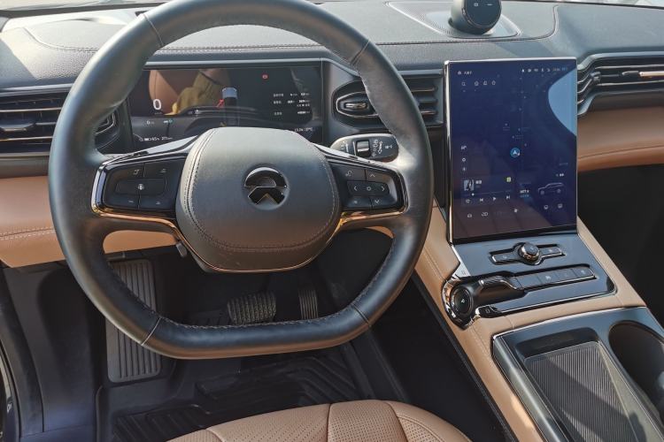 Used Nio ES8 2020 415 km Range 6-Seater Version