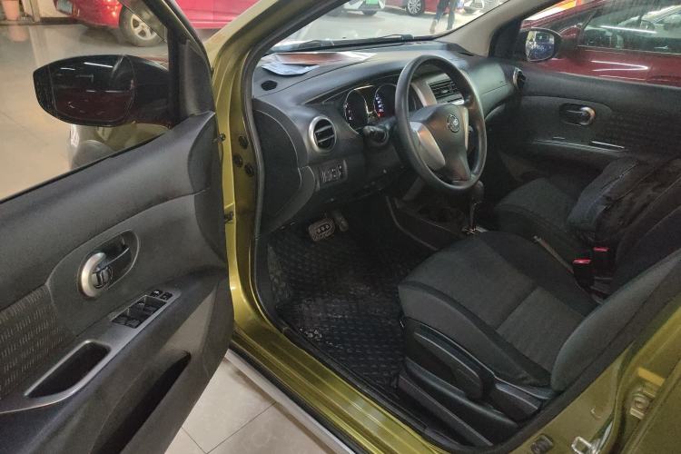 Used Nissan Livina 2013 Jinrui 1.6XL CVT Comfort Edition
