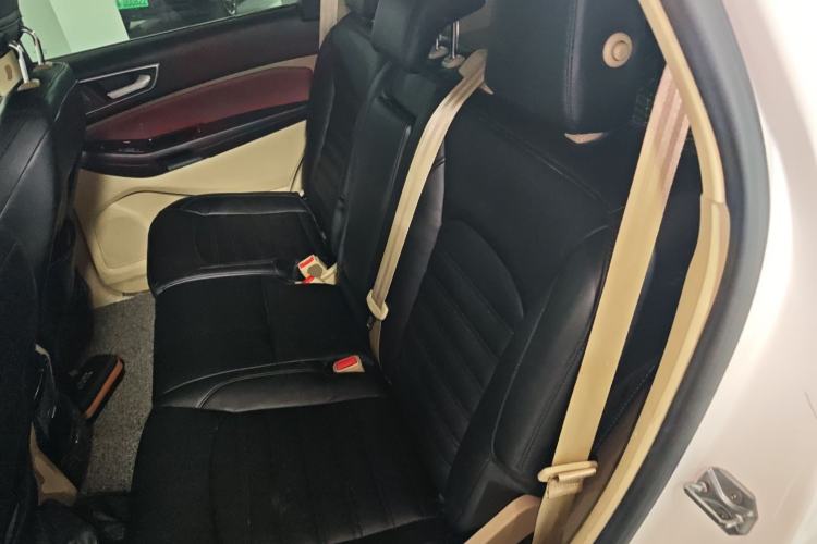 Used Ford Edge 2015 2.0T GTDi Two-Wheel-Drive Elite Edition
