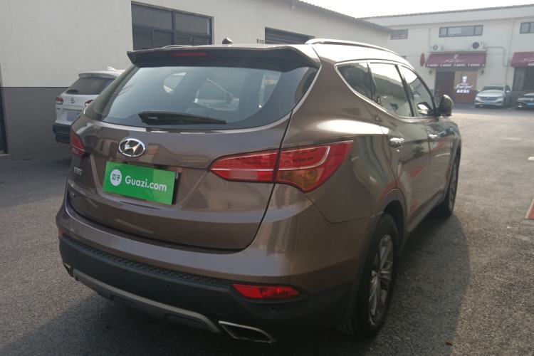 Used Hyundai Santa Fe 2013 2.4L Automatic Two-Wheel Drive Smart Version
