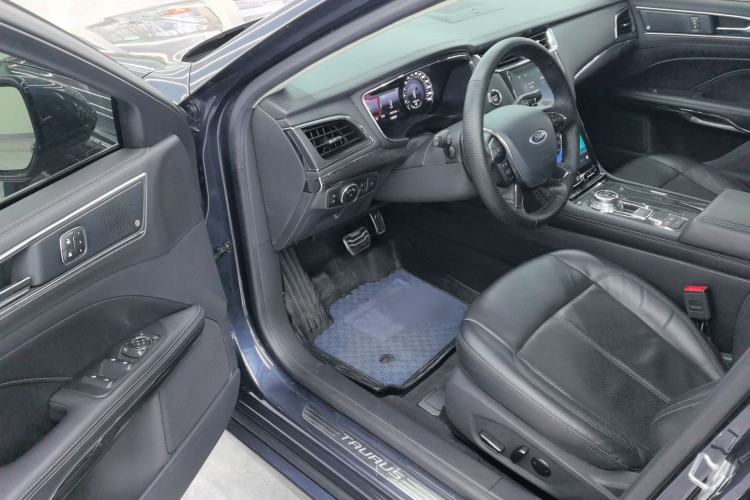 Used Ford Taurus 2019 EcoBoost 245 Premium Edition
