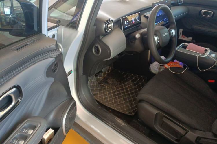 Used AION UT 2025 330 Star Edition
