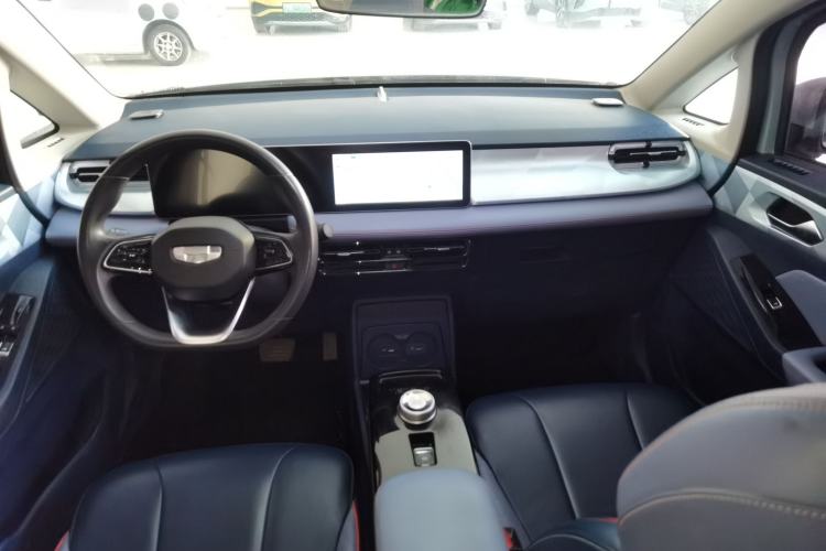 Used Geometry E Firefly 2022 401 km Linglong Tiger 4 Seats
