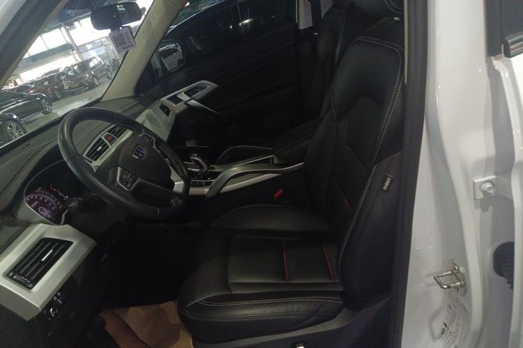 Used Geely Auto Emgrand X7 Sport 2020 1.8TD DCT Two-Wheel Drive Smart Connect 4G-Enabled Version
