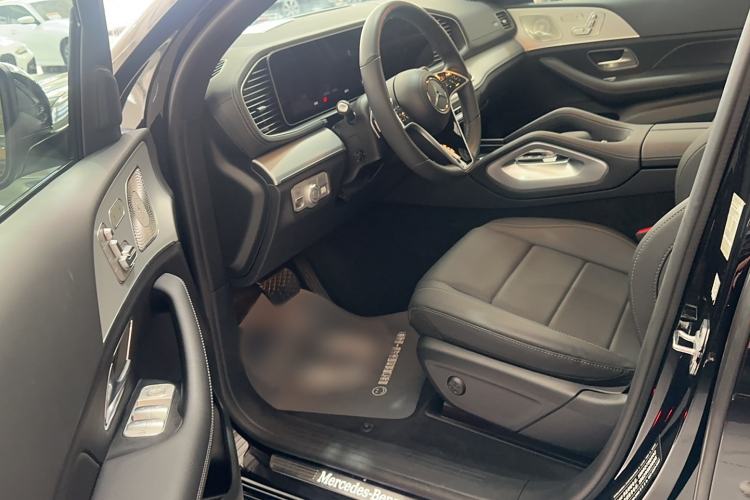 Used Mercedes-Benz GLE Coupe 2024 GLE 450 4MATIC Coupe SUV Fashion Model
