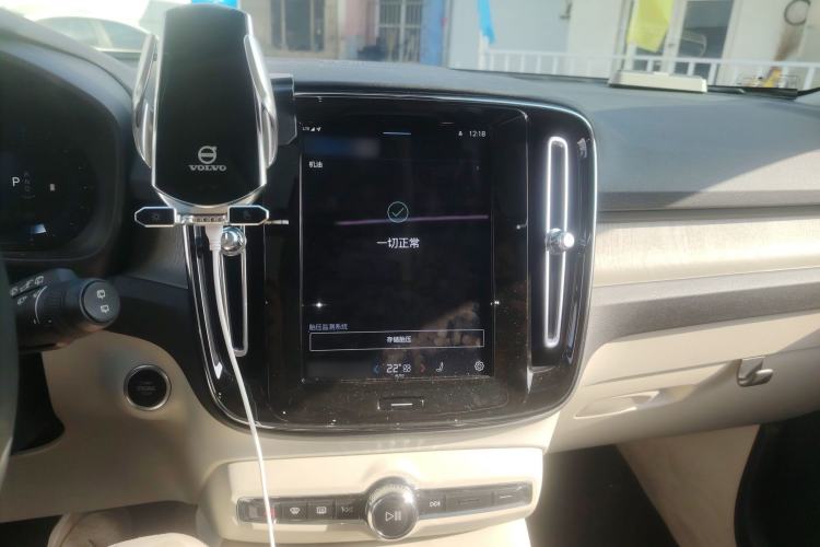 Used Volvo XC40 2023 B4 4x4 Smart Luxury Edition