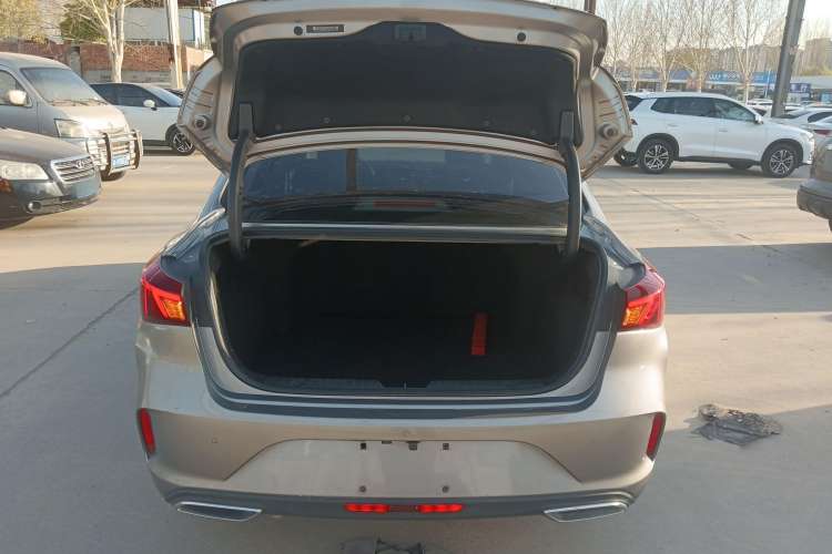 Used Changan Eado 2020 PLUS Blue Whale NE 1.4T GDI DCT Flagship Model
