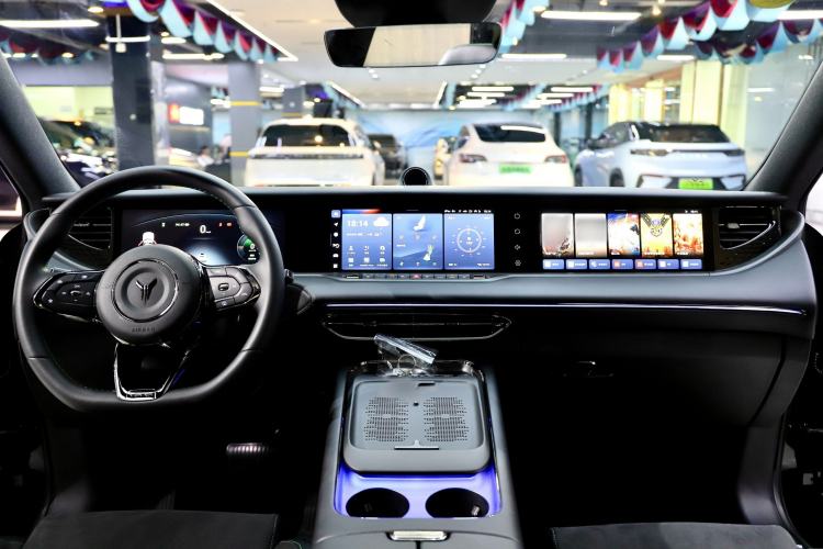 Used VOYAH FREE 2025 318 318 km Rear-Drive Touring Edition
