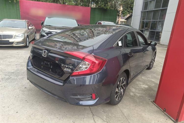 Used Honda Civic 2016 220TURBO CVT Luxury Edition
