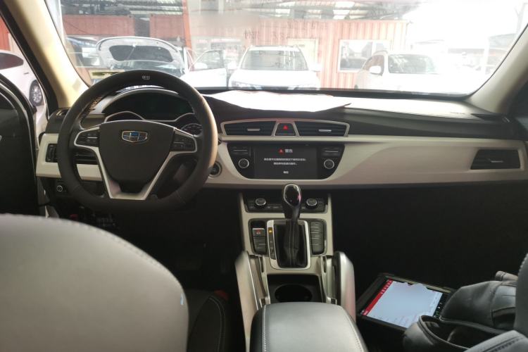 Used Geely Auto Emgrand X7 Sport 2018 1.8TD Automatic Two-Wheel Drive Zhiya Model
