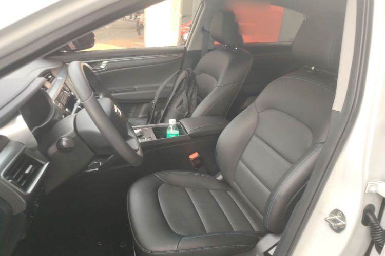 Used Geely Auto Emgrand New Energy 2022 EV Pro Ride-Hailing Version Lithium Iron Phosphate
