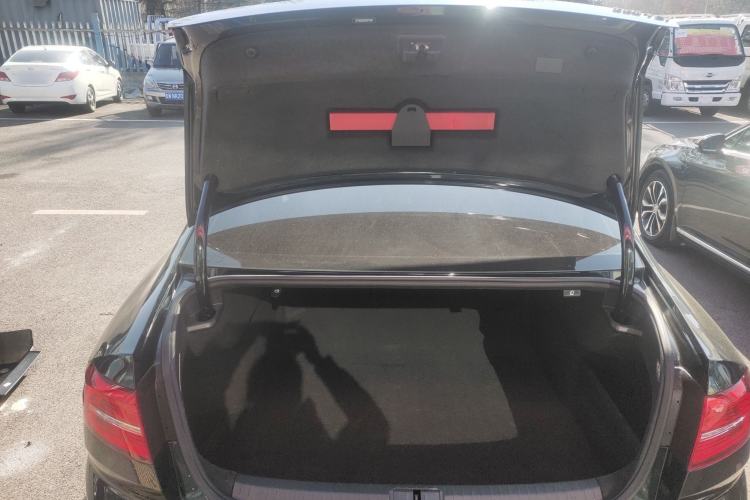 Used Volkswagen Magotan 2017 330TSI DSG Leading Model
