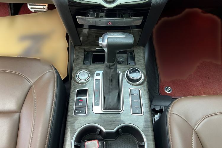 Used Haval H9 2016 2.0T Four-Wheel Drive Luxury 7-Seater
