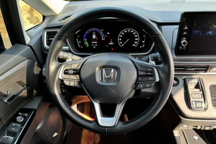 Used Honda Elysion 2024 2.0L eHEV Luxury Edition
