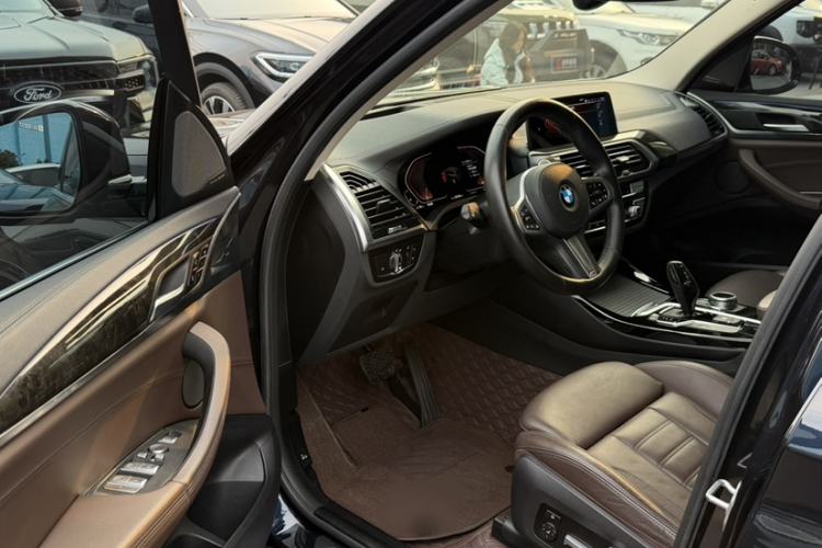 Used BMW X3 2021 xDrive30i Luxury Model with M Sport Package
