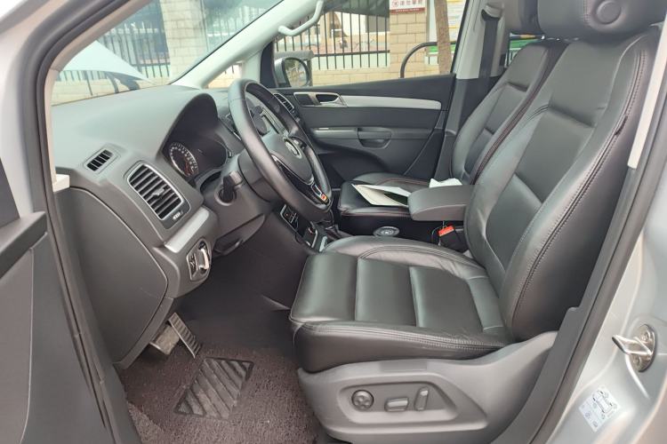 Used Volkswagen Sharan 2018 Revised Version 380TSI Comfort Edition 7-Seater

