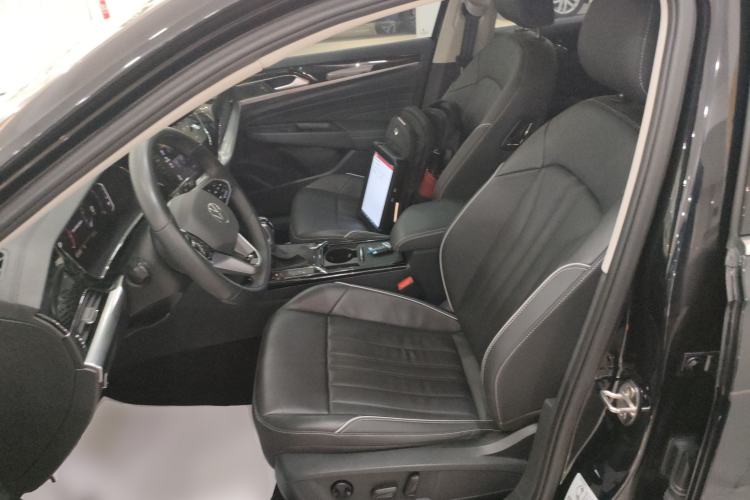 Used Volkswagen Passat 2023 330TSI Starry Elite Edition
