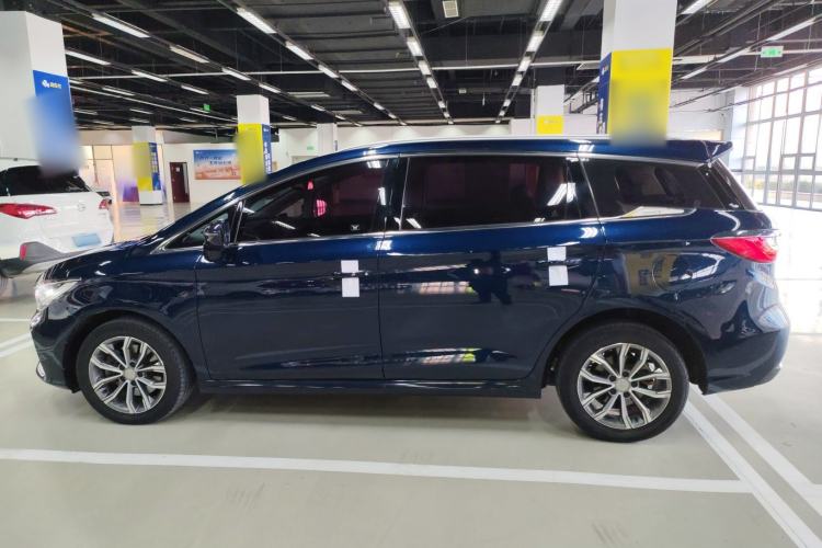 Used BYD Song MAX 2019 1.5T Automatic Smart Connect Ruiyi Sunroof Model 7 Seats China V Emission Standard
