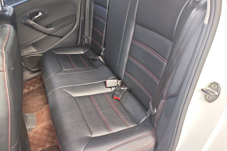 Used Volkswagen Polo 2016 1.4L Manual Fashion Model