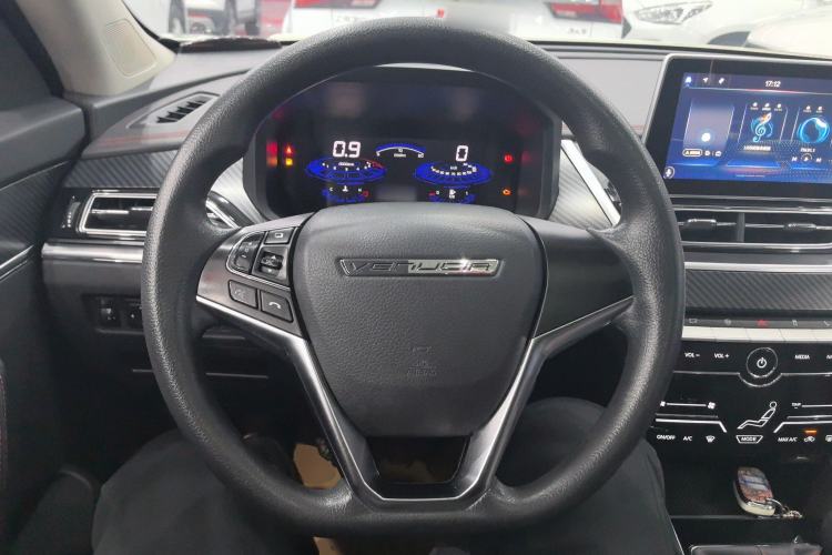 Used Venucia T60 2020 1.6L Manual Smart Vision Version China VI Standard