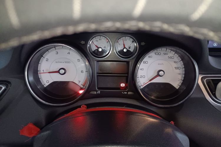 Used Peugeot 308 2014 Enjoy Edition Classic 1.6L Automatic Premium Model
