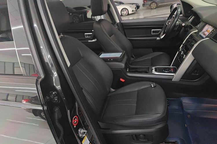 Used Land Rover Discovery Sport 2018 240 PS SE Version
