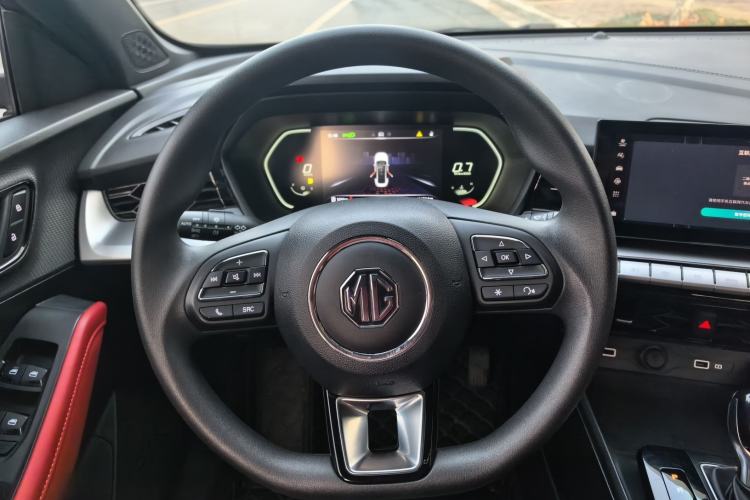 Used MG 5 2023 180 DVVT CVT Luxury Edition
