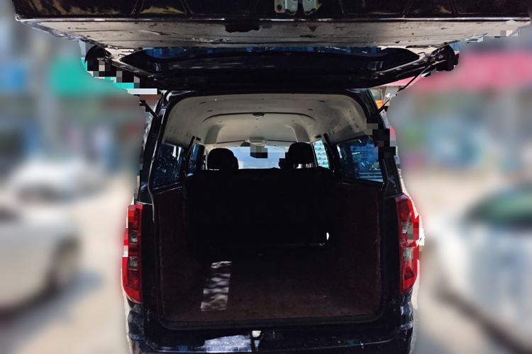 Used Jinbei Gold Hiace 2021 1.5L Passenger Vehicle Engineering Lion 5-Seater
