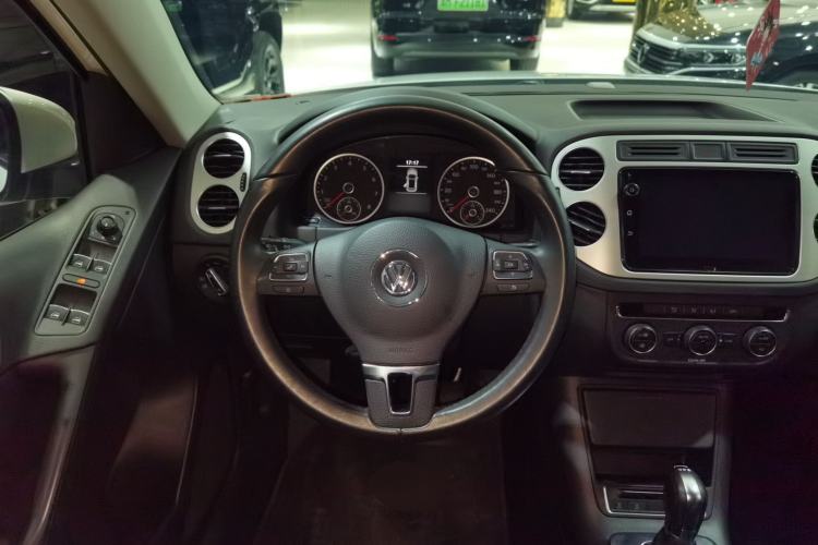 Used Volkswagen Tiguan 2016 280TSI Automatic Two-Wheel Drive Silk Road Comfort Edition