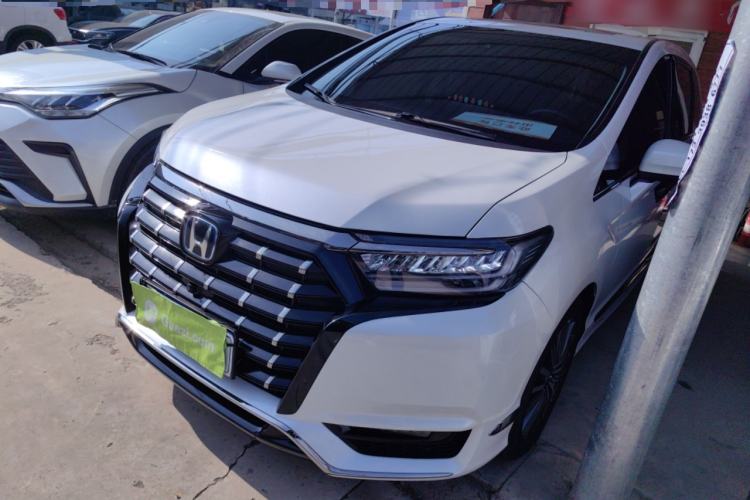 Used Honda Elysion 2022 2.0L eHEV Luxury First Edition
