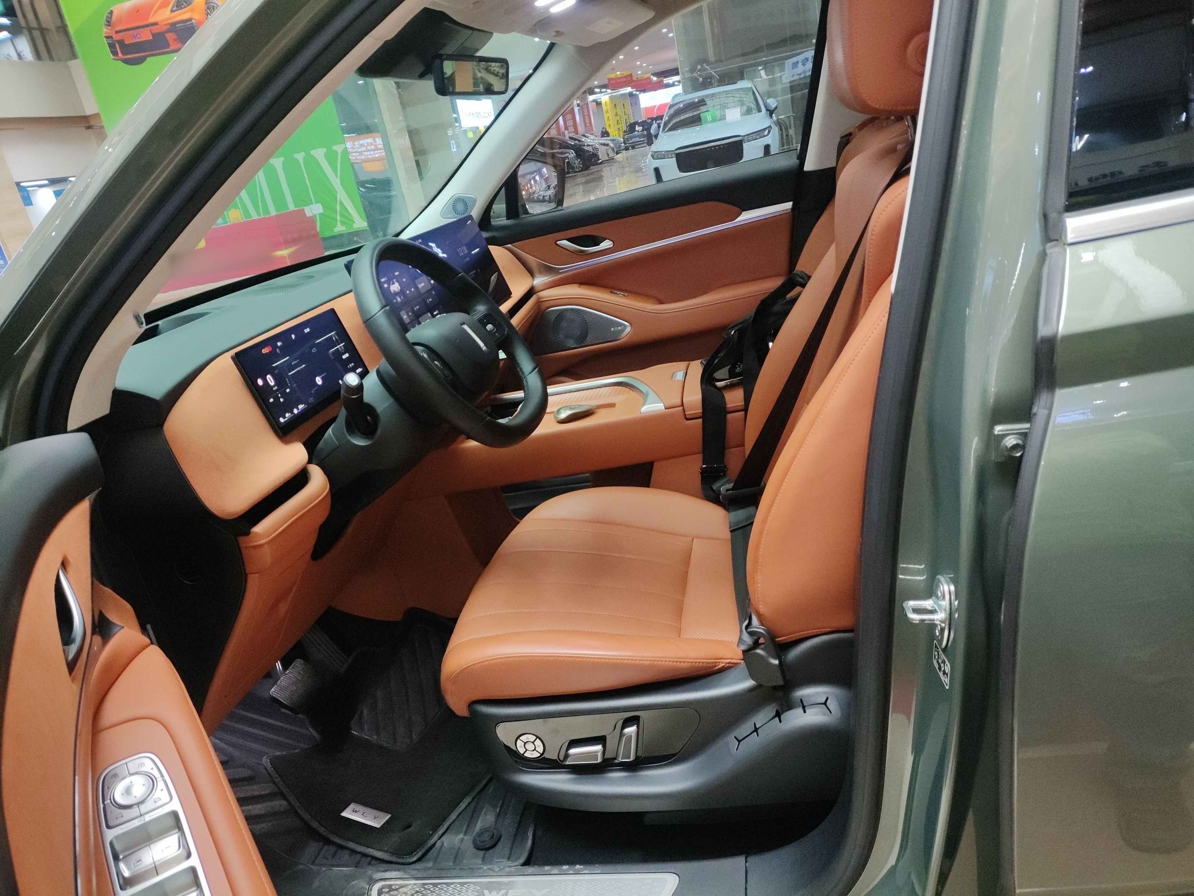 Переднее сиденье в автомобиле