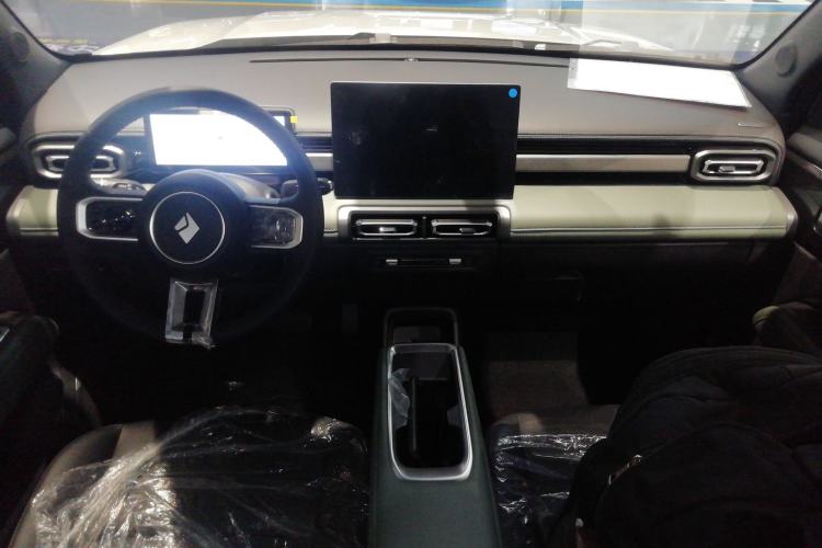 Used Baojun Spark EUV 
