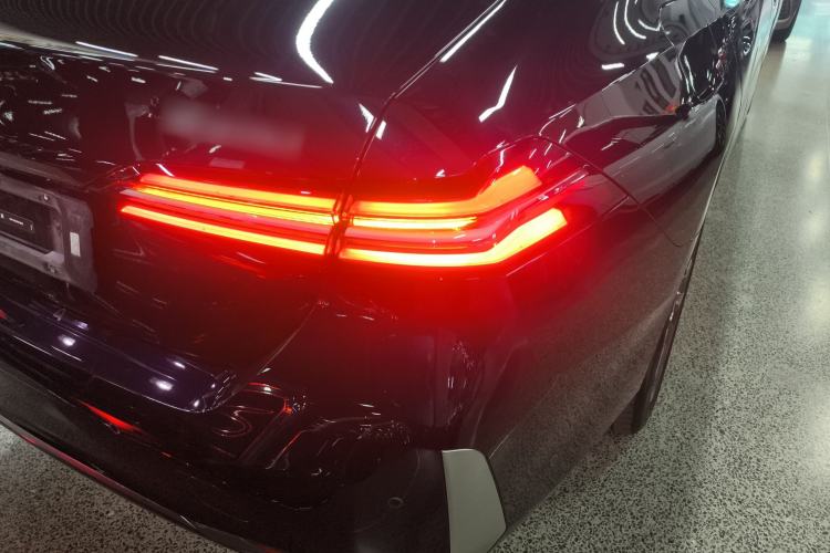 Used BMW 5 Series 2024 530Li Leading Luxury Package