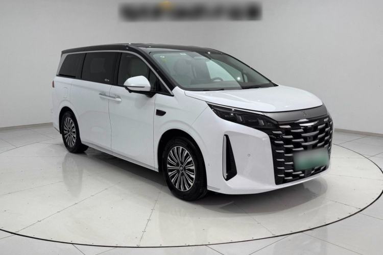 Used BYD Xia 2025 DM-i 1.5T 180km Beyond Edition
