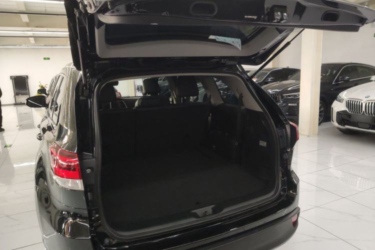 Used Toyota Highlander 2018 2.0T Two-Wheel Drive Luxury Edition 7 Seats China VI Standard