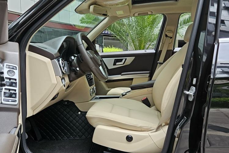 Used Mercedes-Benz GLK-Class 2013 Facelift GLK 300 4MATIC Fashion Edition
