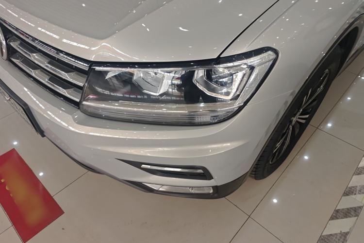 Used Volkswagen Tiguan L 2019 330TSI Automatic Two-Wheel Drive Panoramic Comfort Edition China V Standard
