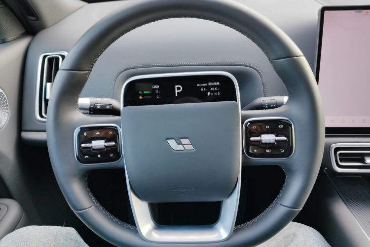 Used Li Auto L8 2025 Ultra Smart Refreshed Edition
