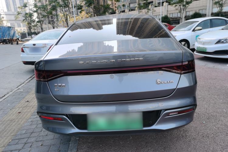 Used BYD Qin PLUS 2024 Honor Edition EV 420KM Leading Model
