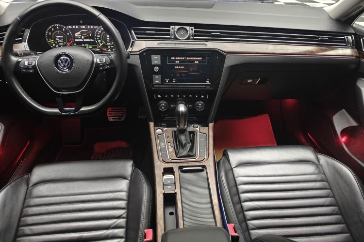 Used Volkswagen Magotan 2019 330TSI DSG Luxury Version China VI Standard
