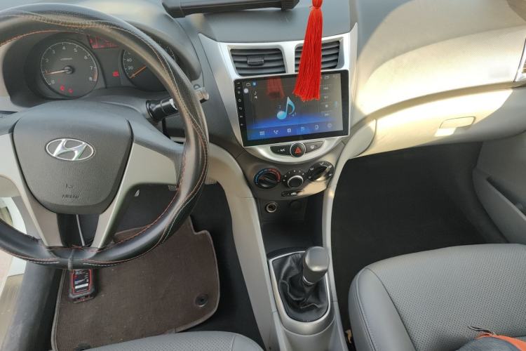 Used Hyundai Verna 2014 1.4L Manual Smart GLS Trim
