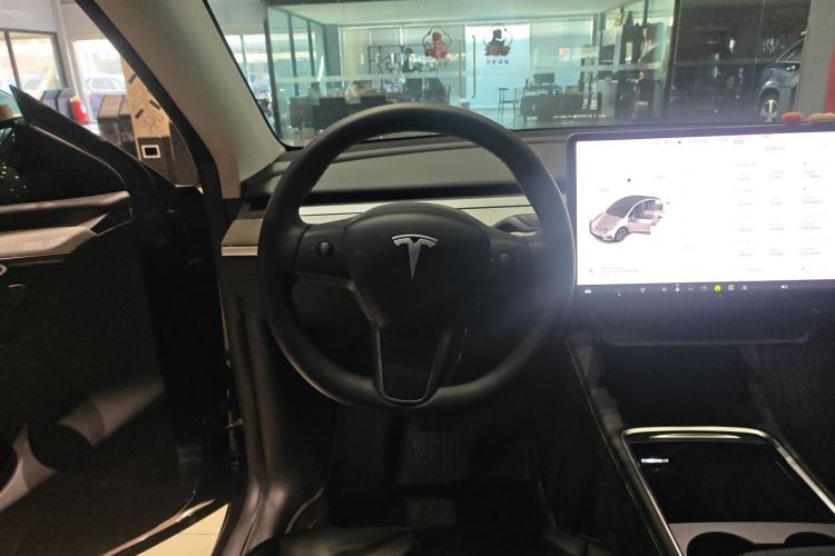 Used Tesla Model Y 2024 Rear-Wheel-Drive Version