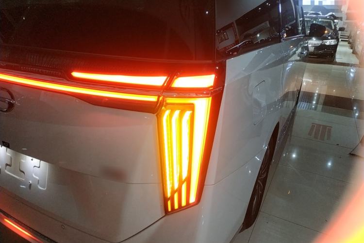 Used GAC Trumpchi M8 2024 Master Series 400T Prestige Edition
