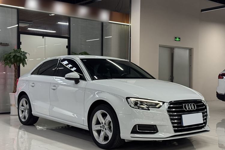Used Audi A3 2019 Limousine 35 TFSI Ambition China V
