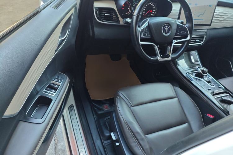 Used BYD Song MAX New Energy 2022 DM-i 105KM Flagship Model
