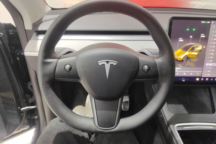 Used Tesla Model Y 2024 Rear-Wheel-Drive Version
