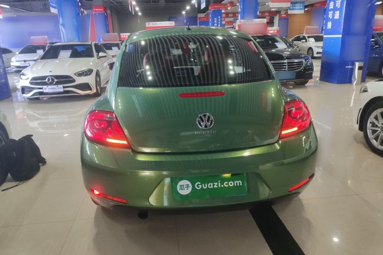 Used Volkswagen Beetle 2015 180TSI model
