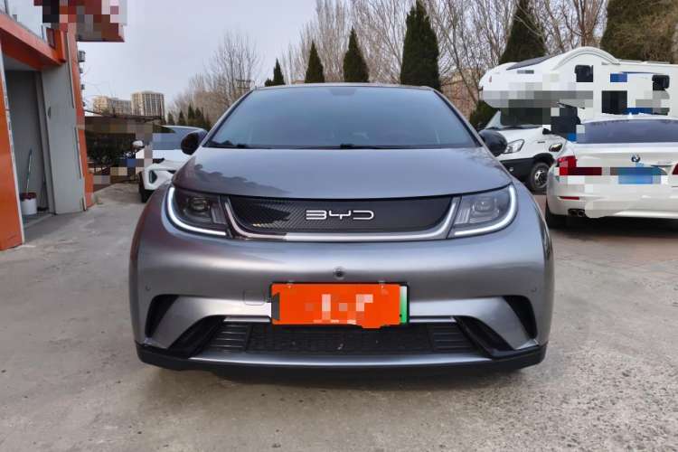 Used BYD Dolphin 2023 420 km Fashion Edition
