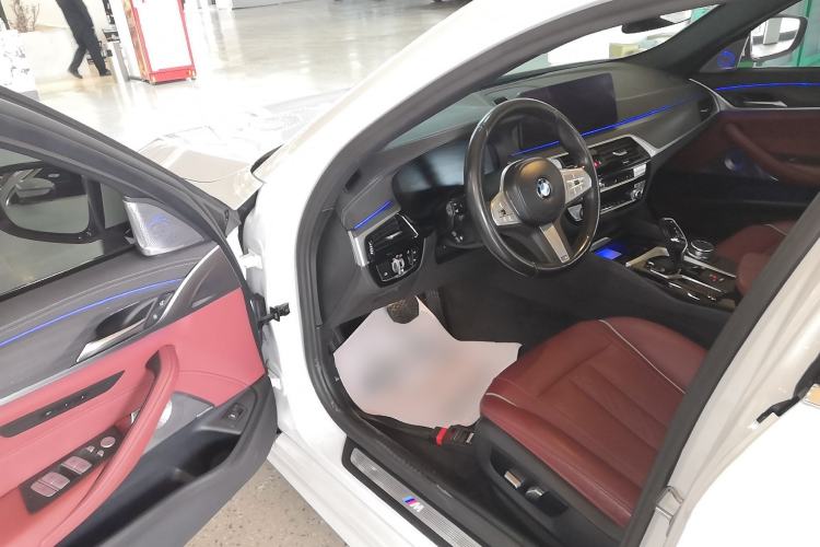 Used BMW 5 Series 2022 Second Facelift 530Li Leading Edition M Sport Package